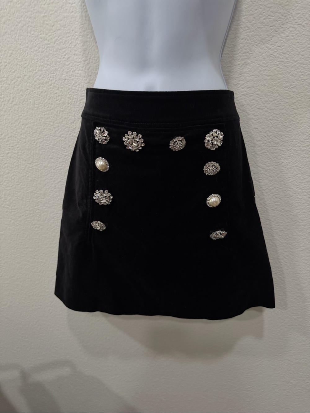 Embellished Black A-Line Velvet Mini Skirt size 6